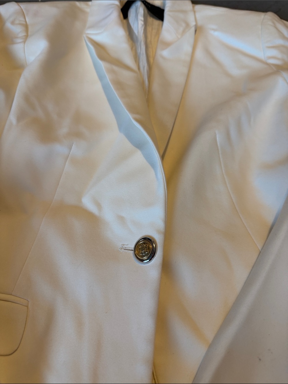 Zara White Single-Button Blazer with Gold Buttons - Picture 2 of 7